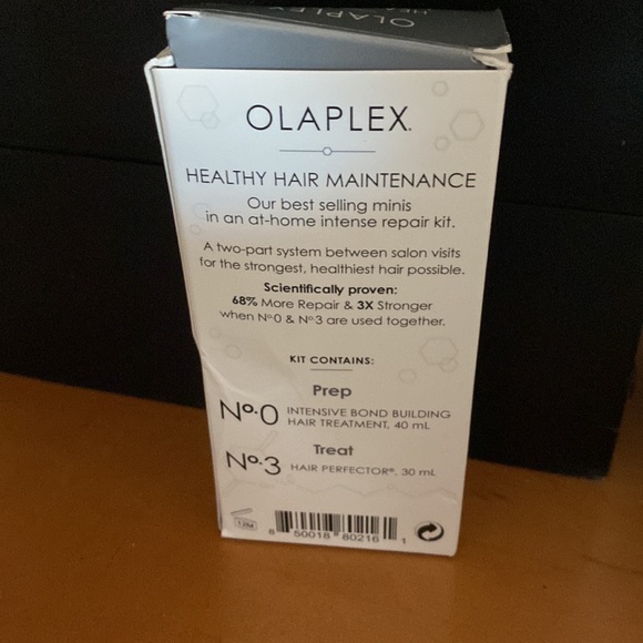 OLAPLEX Healthy Hair Maintenance Kit No. 0 & No. 3 - Picture 3 of 4